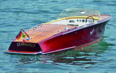 barco de motor Boesch 560 de Luxe imagen 3