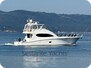 Hatteras 64 Convertible - barco a motor