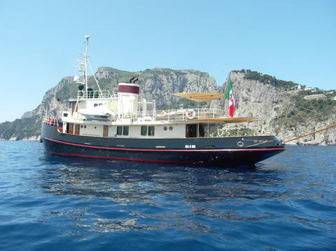 Motorboot Benetti 30 mt Bild 1