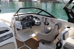 Motorboot Bayliner VR6 Bild 8