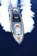 barco de motor Riva open 86' imagen 9