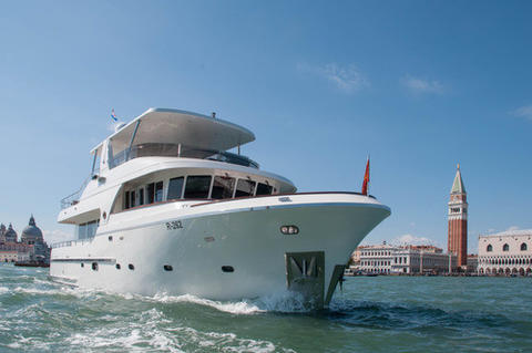 Motorboot Cantieri Vizianello Yacht 23 mt Bild 1