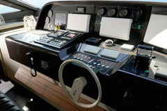 Motorboot Overmarine Bild 6
