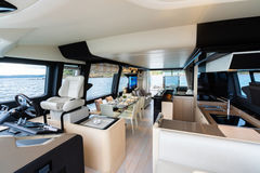 Motorboot Azimut 74 with Fly Luxury Yacht! Bild 5